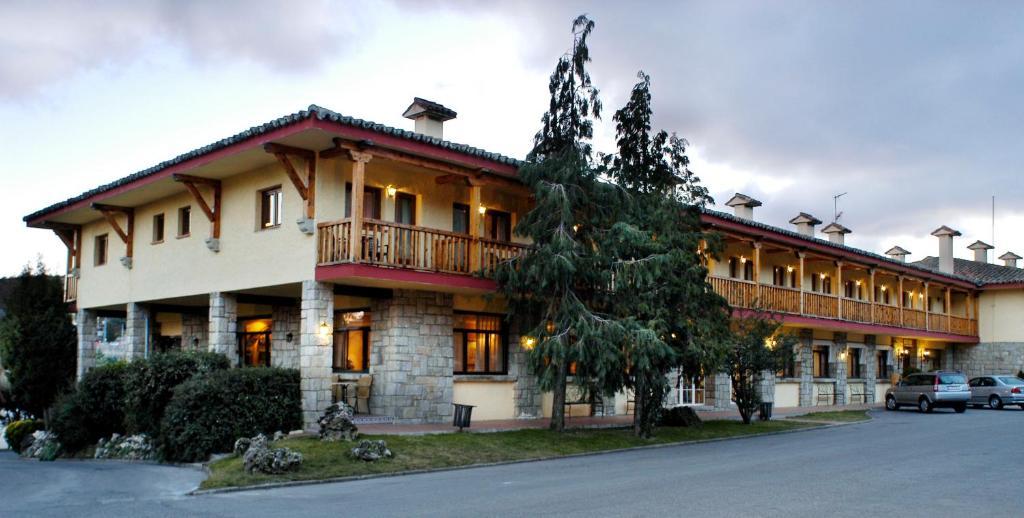 Hotel Rural Spa&Wellness Hacienda Los Robles Navacerrada Exterior foto